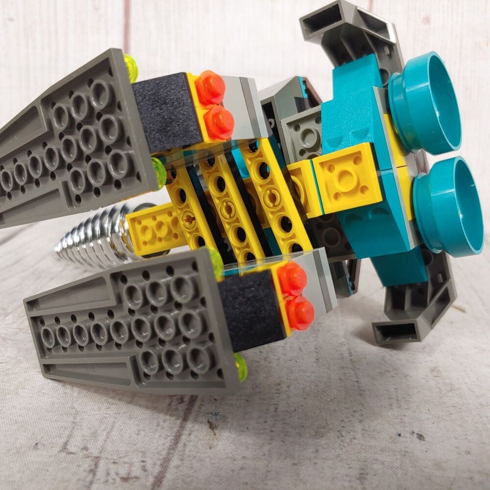 LEGO Rock Raiders: The Granite Grinder (4940) - 100% Complete - NO MANUAL OR BOX - Picture 14 of 16
